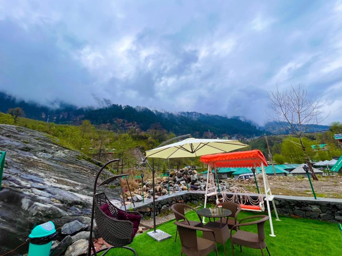 Hotel Beas River Retreat - A Riverside Hotel With Balcony Manāli エクステリア 写真