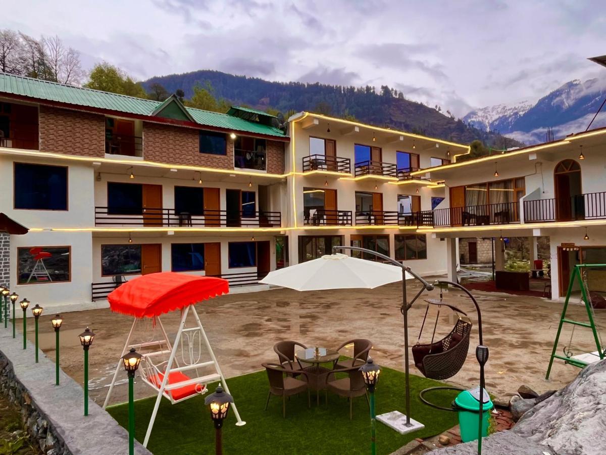 Hotel Beas River Retreat - A Riverside Hotel With Balcony Manāli エクステリア 写真