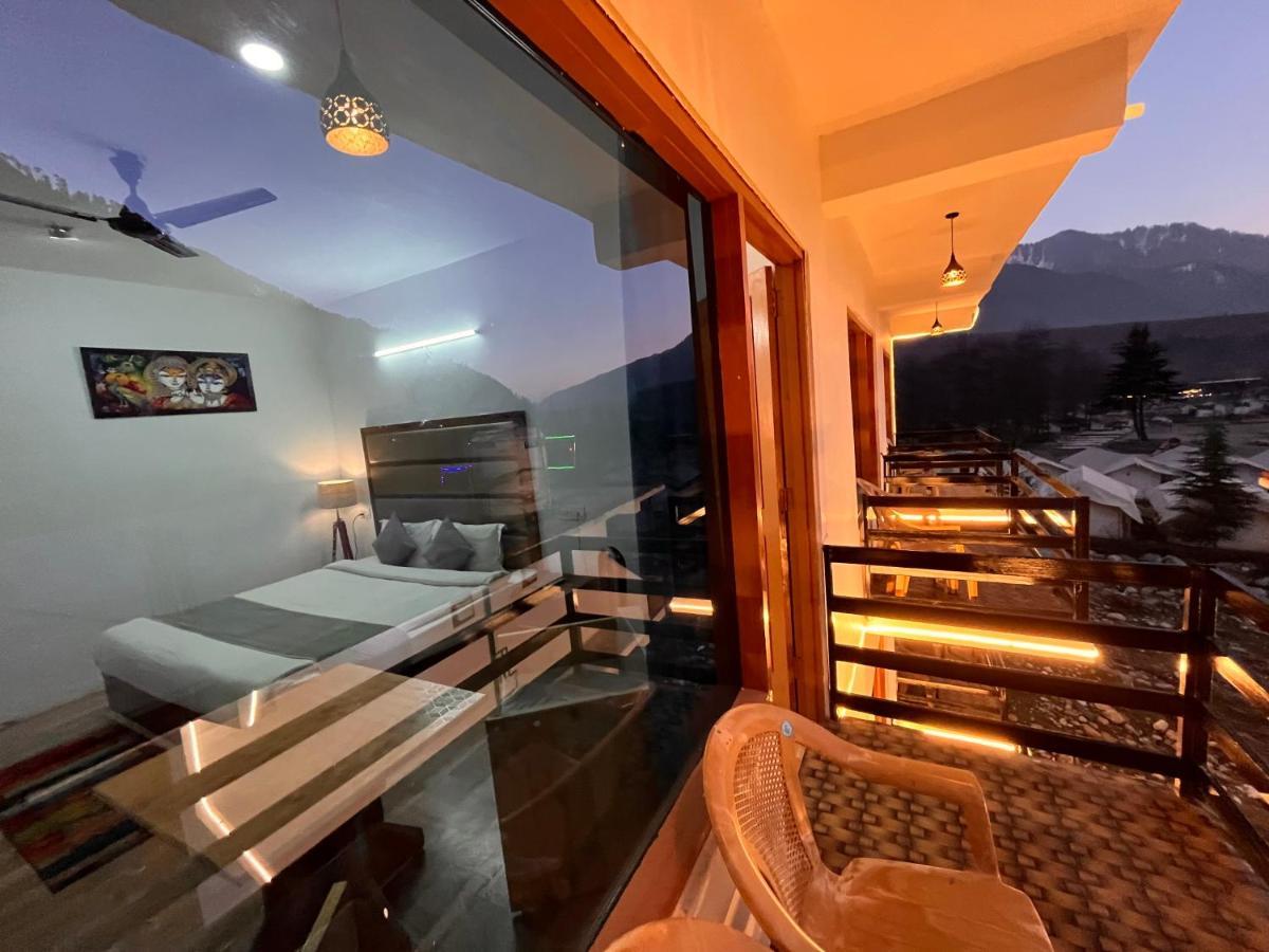 Hotel Beas River Retreat - A Riverside Hotel With Balcony Manāli エクステリア 写真