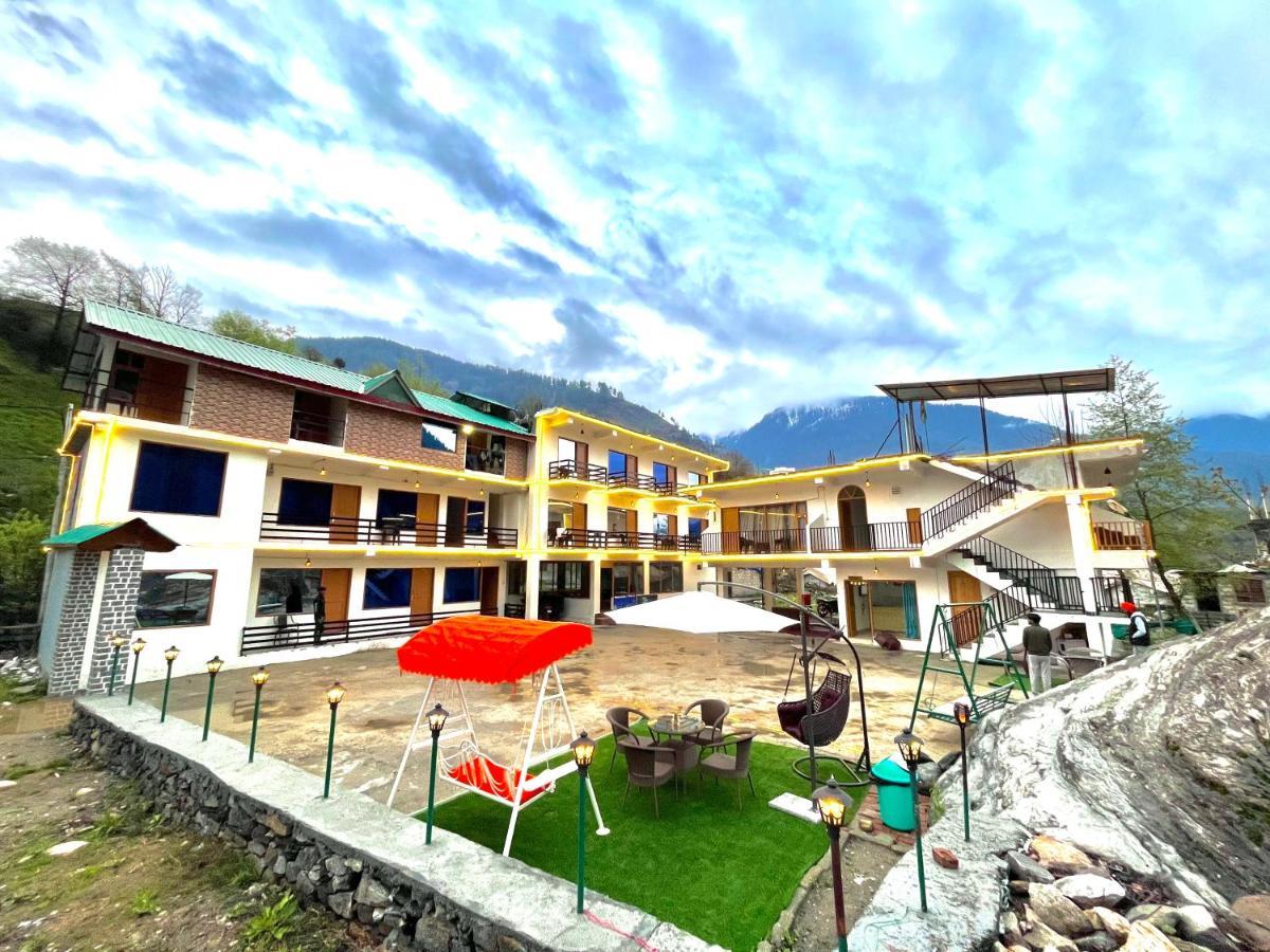Hotel Beas River Retreat - A Riverside Hotel With Balcony Manāli エクステリア 写真
