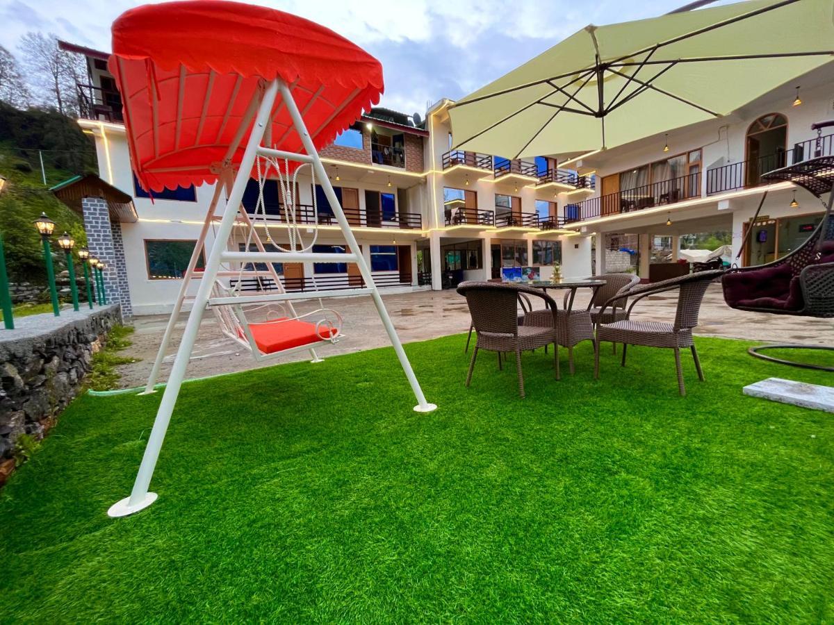 Hotel Beas River Retreat - A Riverside Hotel With Balcony Manāli エクステリア 写真